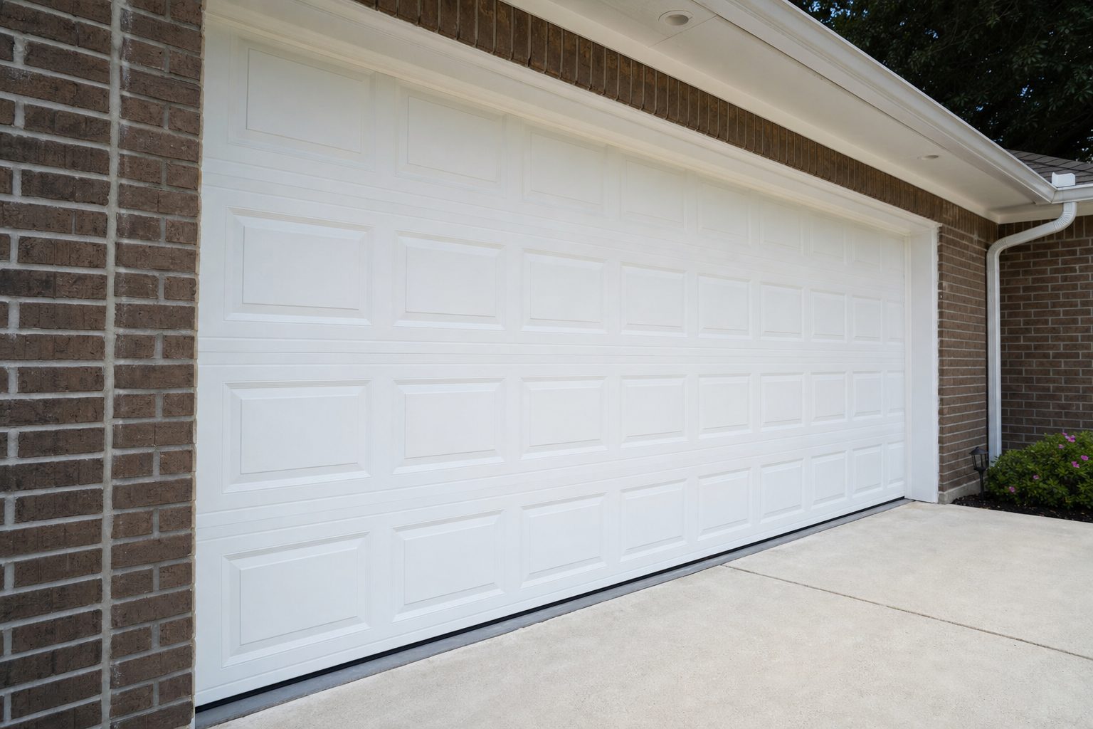 Garage door service in Concord, NC